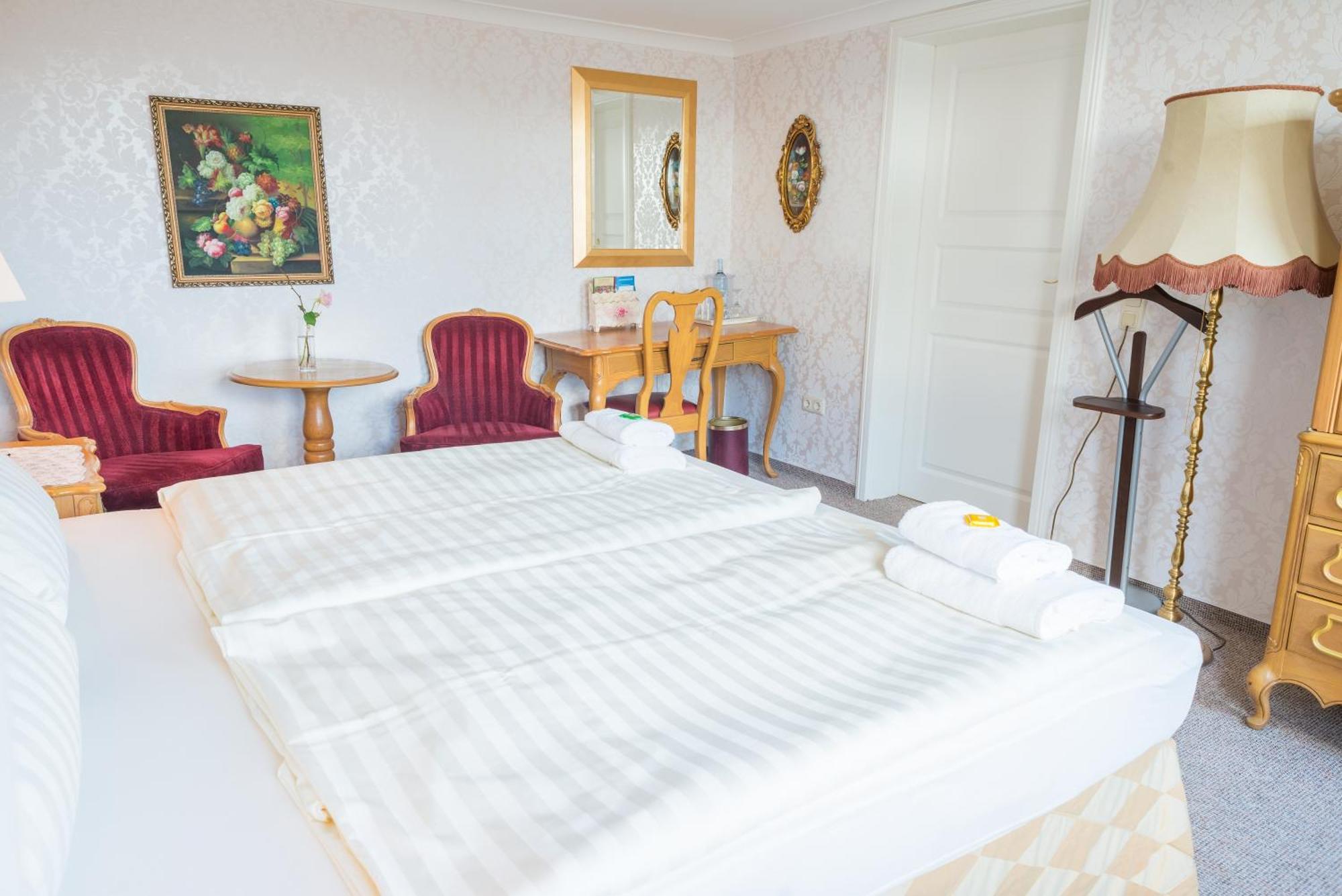 Romantisches Hotel Zur Traube Schwerin Schwerin  Habitación foto
