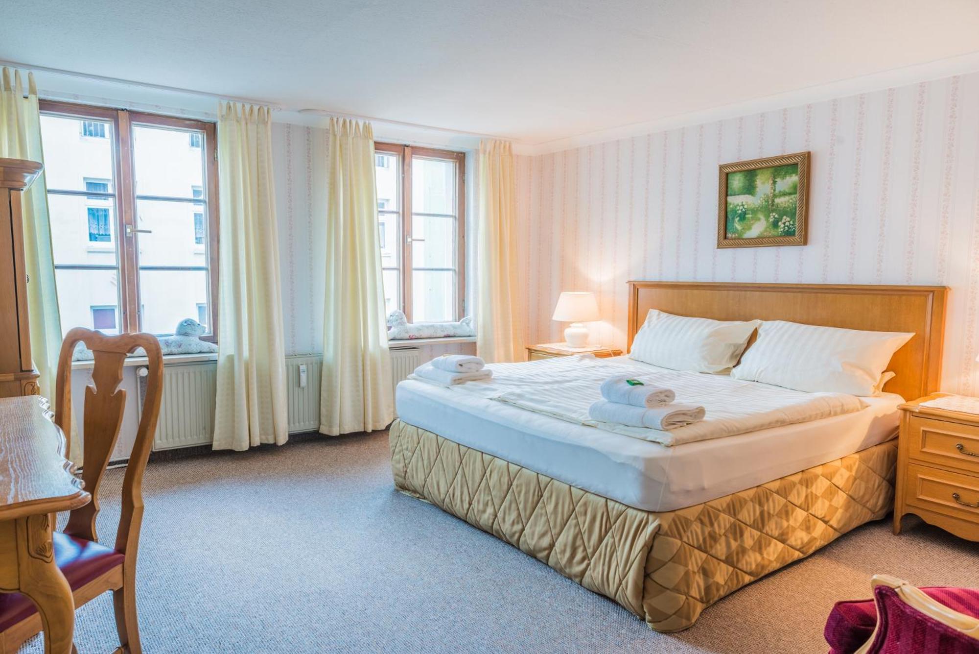 Romantisches Hotel Zur Traube Schwerin Schwerin  Habitación foto